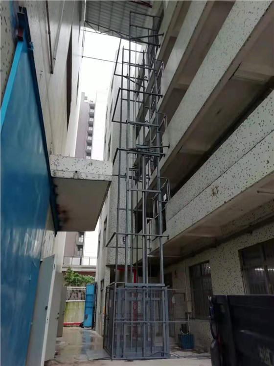 導(dǎo)軌式升降貨梯