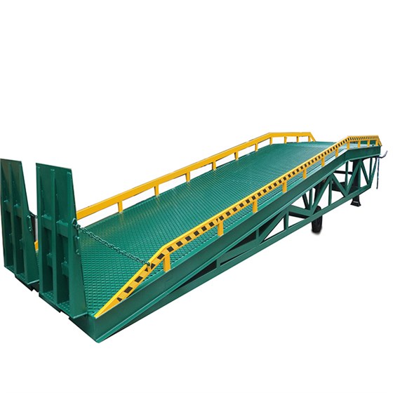 移動(dòng)式登車(chē)橋