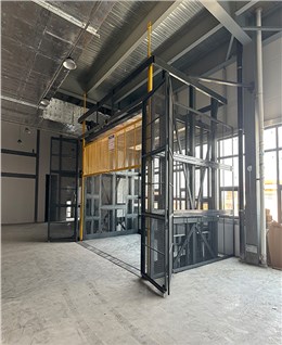 室內液壓升降機